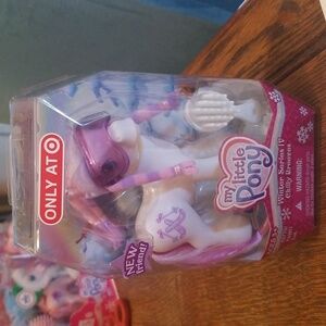 2006 my little pony christmas winter series 4 chilly breezes mib g3